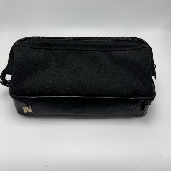Beis The Dopp Black Travel Toiletry Kit Bag Vacation